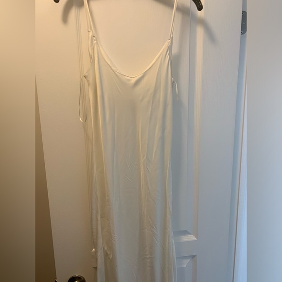 Silk satin Zara dress - Picture 1 of 2